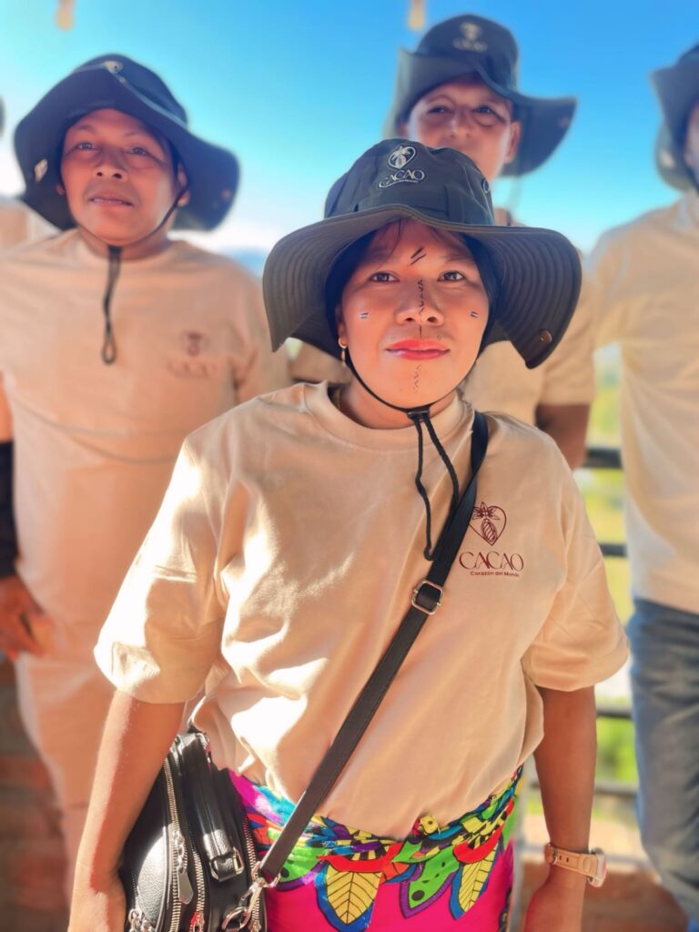 Imagen emberas visita